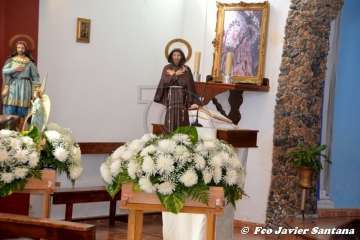 Misa y procesión religiosa en Cazadores  (Foto Francisco Javier Santana)